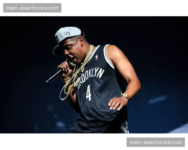 音乐跨界：说唱歌手Drake发布新歌MV，包含多段猛龙队历史镜头